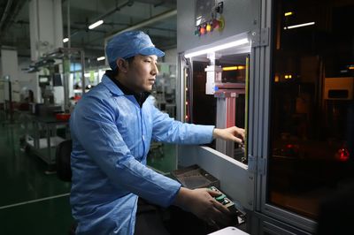 新春開工進行時|開特電子:600名工人全部返廠鼓足干勁忙生產,向新能源、智能網聯領域進軍